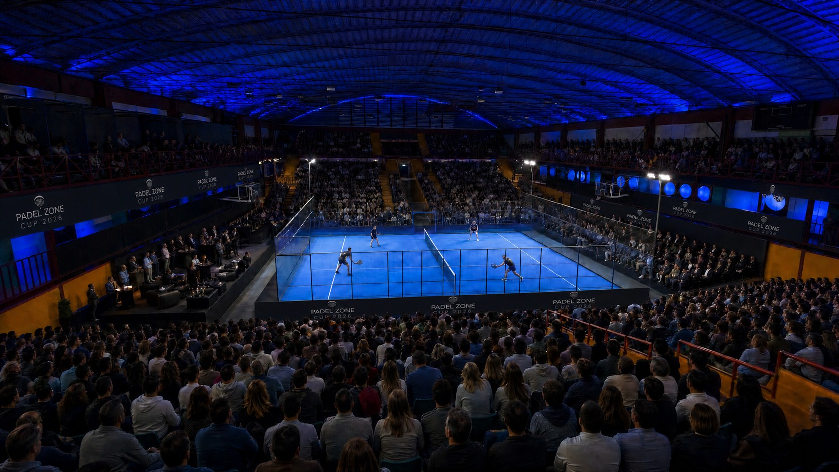 Cancha central de la Padel Zone Cup con el público en las tribunas